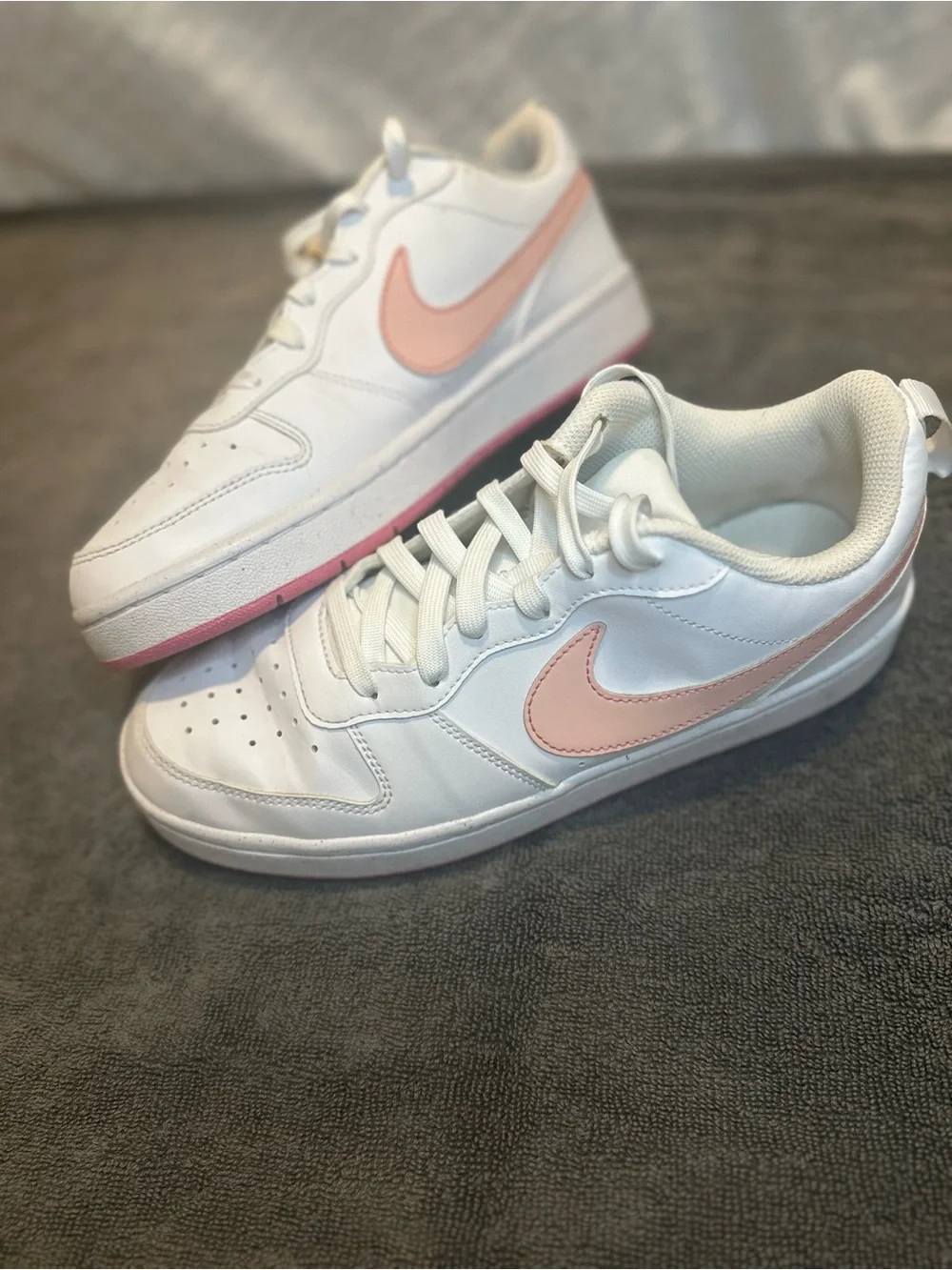 Nike Court Borough Low White & Pink Sneakers – Size 7Y (or women’s 8.5-9)